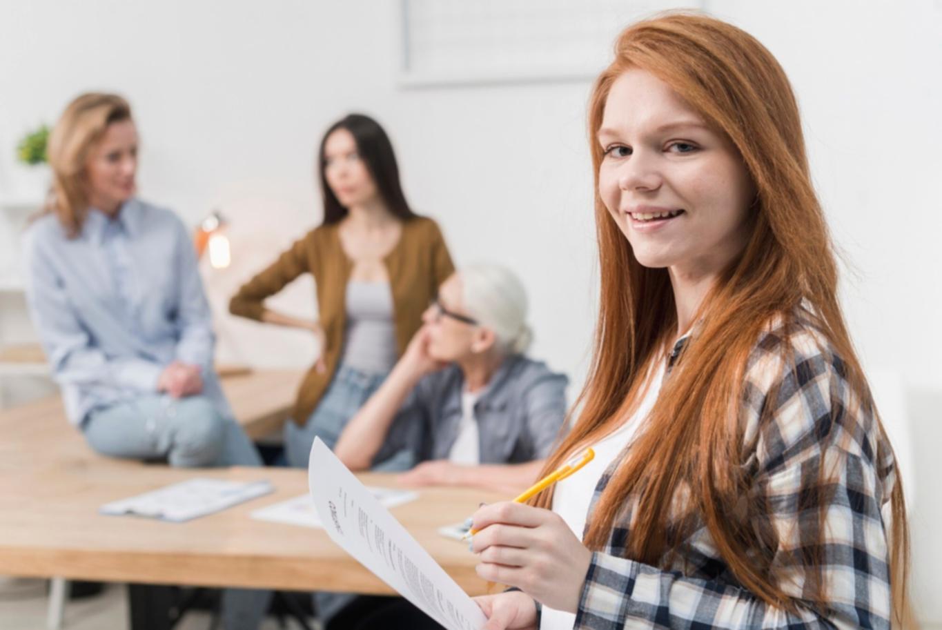Atmosfera creativa del laboratorio di scrittura velorinthos